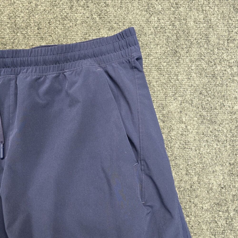 Lululemon Men's Shorts 4.5" License to Train Sz XXL Performance Stretch Unlined - Picture 3 of 8